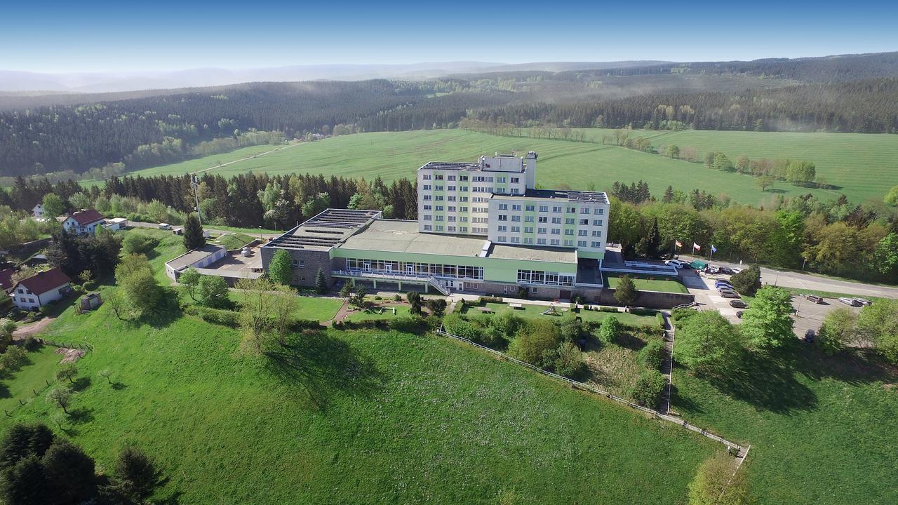 Ferien Hotel Rennsteigblick Friedrichroda Exterior foto
